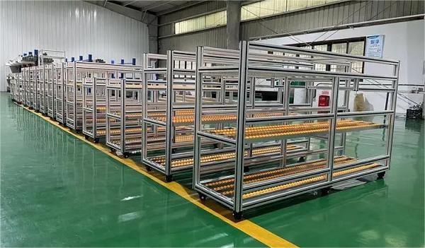Fluent rack (3) Fluent-Rack (3)