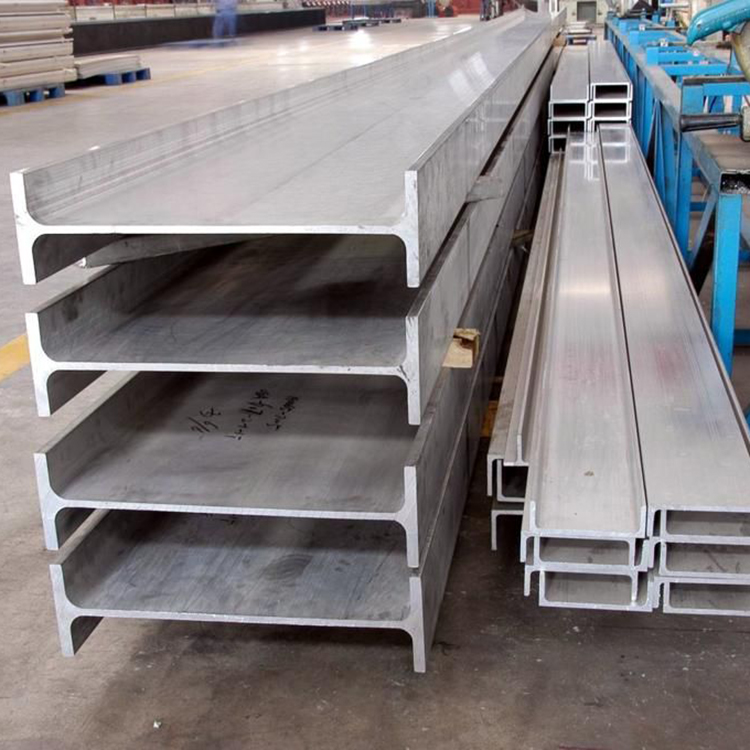 I shape aluminum profile (16) Ich forme Aluminiumprofil (16)