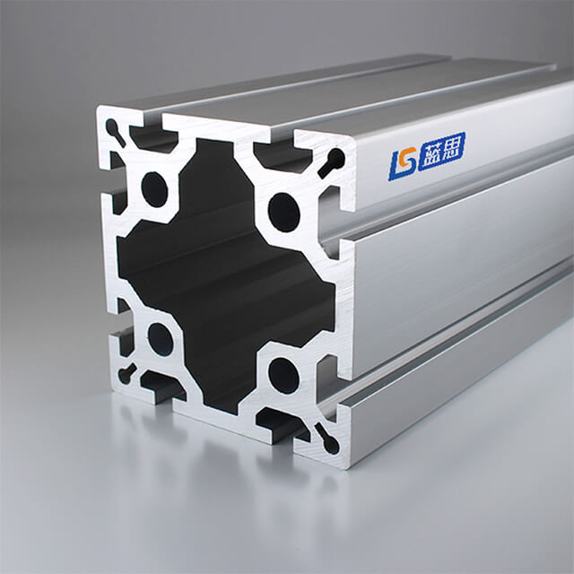 100100 Aluminium-Extrusionsprofil 100 x 100 mm